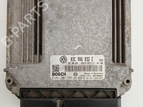 Used Engine control unit (ECU) Engine control unit (ECU) VW GOLF V (1K1) 1.4 TSI (140 hp) 21031189 21031189