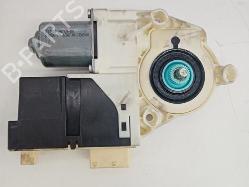 Used Right front window motor Right front window motor 21031424 21031424