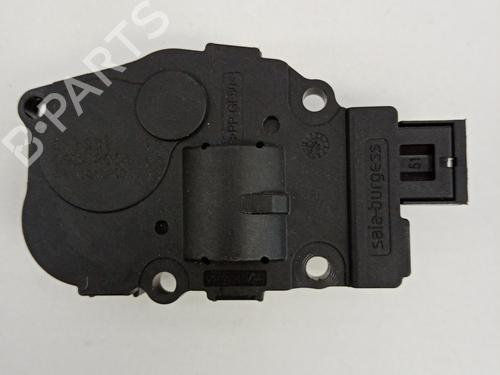 BP21048353M83 main image