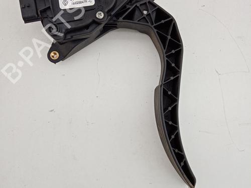 pedal-renault-clio-iv-hatchback-van-bh_-15-dci-90-bhaj-6pv-009978-07-2014-2015-2016-2017-2018-2019-2020-2021-21031931 main image