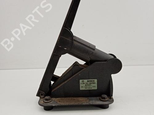 Used Pedal Pedal SMART FORTWO Cabrio (450) 0.7 (450.433) (75 hp) 21032049 21032049
