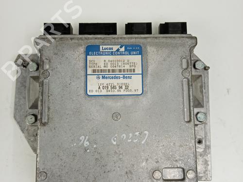 Used Engine control unit (ECU) Engine control unit (ECU) MERCEDES-BENZ C-CLASS (W202) [1993-2000] 21032148 21032148