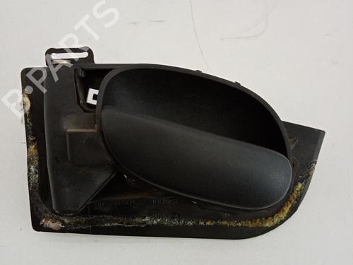 Used Front left interior door handle Front left interior door handle PEUGEOT 206 Hatchback (2A/C) [1998-2012] 21033055 21033055