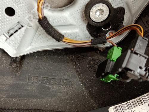 Steering wheel BMW 1 (E81) 118 d | BP21033221C49 - Image 7