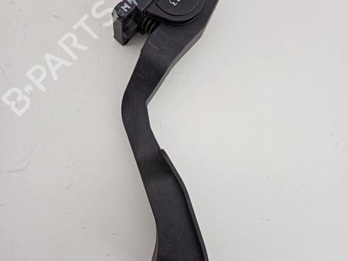 Used Pedal Pedal 21033392 21033392
