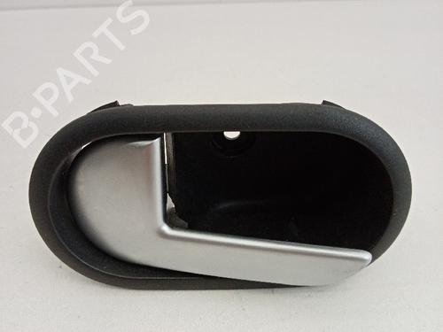 Used Front left interior door handle Front left interior door handle FORD FIESTA V (JH_, JD_) 1.25 16V (75 hp) 21033904 21033904
