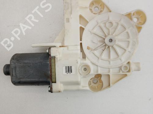 Used Right front window motor Right front window motor FORD FOCUS II Turnier (DA_, FFS, DS) 1.6 TDCi (109 hp) 21033927 21033927