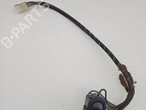 Used Right front window switch Right front window switch OPEL CORSA B (S93) 1.4 Si (F08, F68, M68) (82 hp) 21035347 21035347