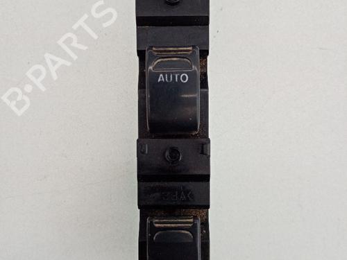 Used Left front window switch Left front window switch SUZUKI JIMNY Closed Off-Road Vehicle (SN) 1.5 DDiS 4WD (SN415D) (65 hp) 21035225 21035225