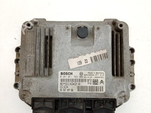 Used Engine control unit (ECU) Engine control unit (ECU) PEUGEOT 206 Van 1.4 HDi (68 hp) 21035640 21035640