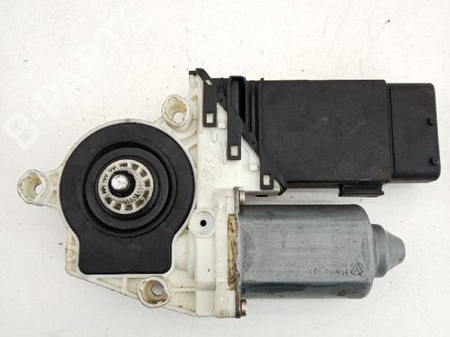 Used Right front window motor Right front window motor 21035937 21035937