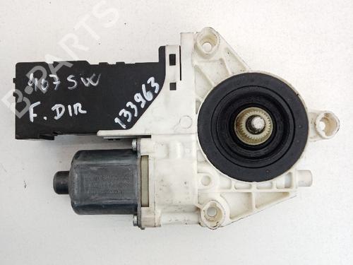 Used Right front window motor Right front window motor 21035994 21035994