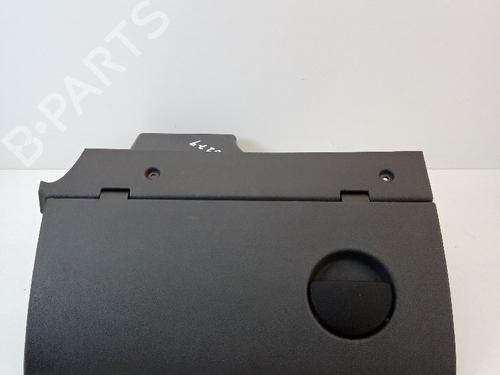 Used Glove box Glove box OPEL CORSA C (X01) 1.2 (F08, F68) (75 hp) 21036457 21036457