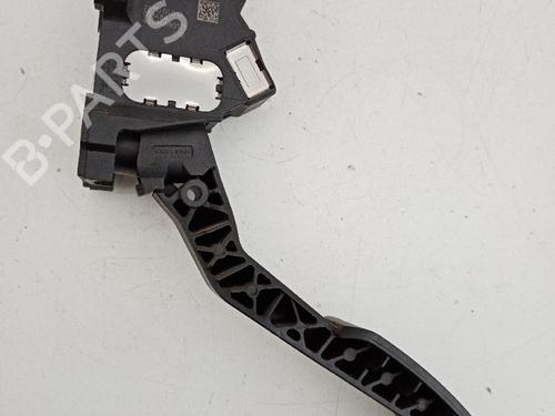 Used Pedal Pedal TOYOTA YARIS (_P9_) 1.4 D-4D (NLP90_, NLP90R) (90 hp) 21036712 21036712