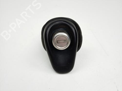 Used Tailgate handle Tailgate handle SEAT IBIZA II (6K1) [1993-2002] 21037621 21037621