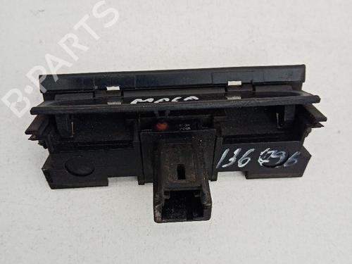 Used Tailgate handle Tailgate handle PEUGEOT 307 Break (3E) 1.6 HDi (90 hp) 21037810 21037810