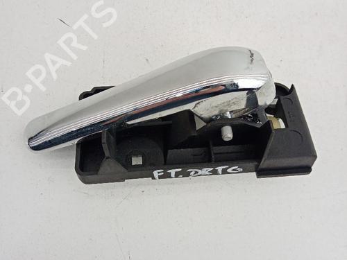 Used Front right interior door handle Front right interior door handle ALFA ROMEO GT (937_) 1.9 JTD (937CXN1B) (150 hp) 21037840 21037840