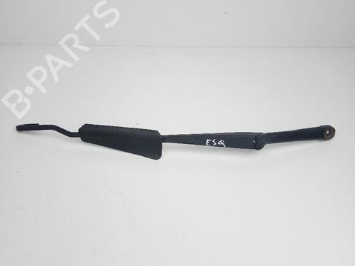 Used Front windshield wiper arm Front windshield wiper arm 21037976 21037976