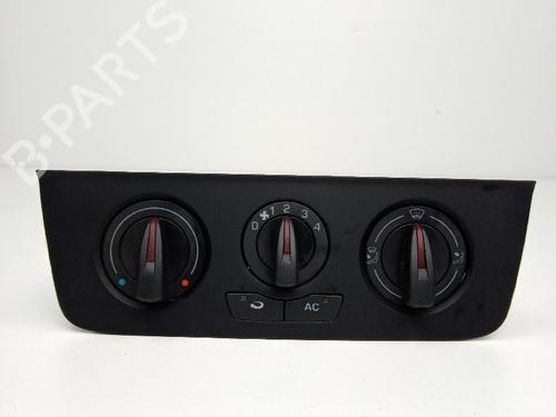 Used Climate control Climate control 21038142 21038142