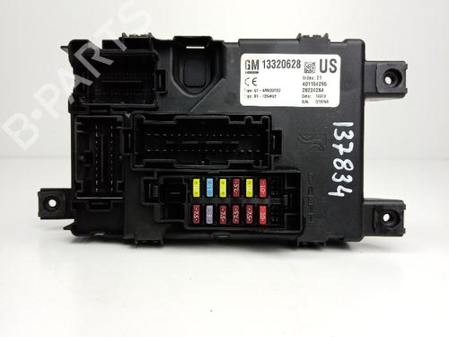 Used Fuse box Fuse box OPEL CORSA D (S07) 1.2 (L08, L68) (86 hp) 21038204 21038204