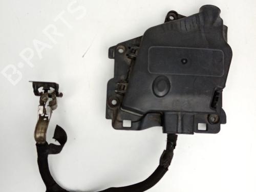 Used Fuse box Fuse box CITROËN C3 II (SC_) 1.6 HDi (92 hp) 21038374 21038374