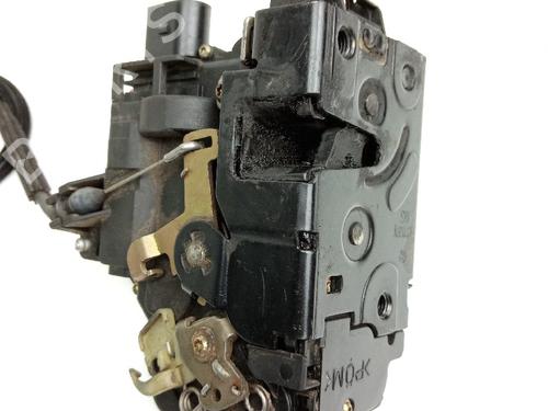 Front left lock VW PASSAT B5 (3B2) 1.9 TDI | BP21038098C98  - Image 5
