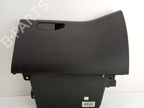 Used Glove box Glove box PEUGEOT 308 SW II (LC_, LJ_, LR_, LX_, L4_) 1.6 HDi / BlueHDi 115 (LCBHXM, LCBHXT) (115 hp) 21038989 21038989