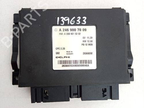 Used Electronic module Electronic module MERCEDES-BENZ A-CLASS (W176) A 180 CDI / d (176.012) (109 hp) 21039543 21039543