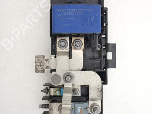 Used Fuse box Fuse box MERCEDES-BENZ A-CLASS (W176) A 180 CDI / d (176.012) (109 hp) 21039562 21039562