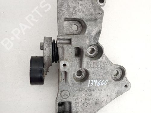 Used Engine mount Engine mount MERCEDES-BENZ A-CLASS (W176) A 180 CDI / d (176.012) (109 hp) 21039567 21039567