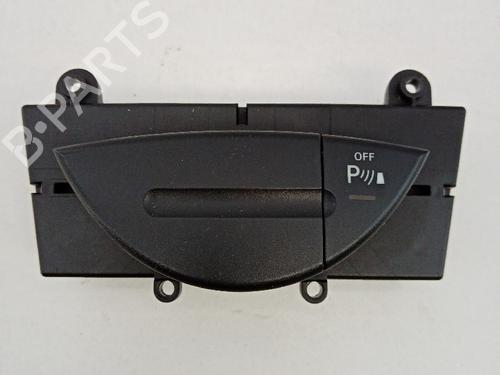 Used Switch Switch MERCEDES-BENZ E-CLASS (W211) E 320 CDI (211.026) (204 hp) 21039731 21039731