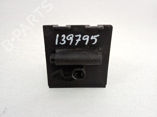 Used Fuel door actuator Fuel door actuator 21039679 21039679