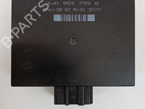 Used Electronic module Electronic module VW GOLF IV (1J1) [1997-2008] 21040094 21040094