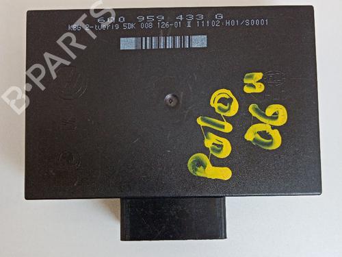Used Electronic module Electronic module VW POLO IV (9N_, 9A_) [2001-2014] 21040102 21040102