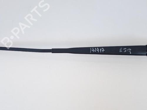 Used Front windshield wiper arm Front windshield wiper arm RENAULT MEGANE III Grandtour (KZ0/1) 1.5 dCi (KZ09, KZ0D, KZ1G, KZ29, KZ14, KZ1W, KZ10, KZ1F,... (110 hp) 21040177 21040177