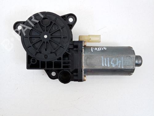 Used Right front window motor Right front window motor FORD FIESTA V (JH_, JD_) 1.25 16V (75 hp) 21040704 21040704