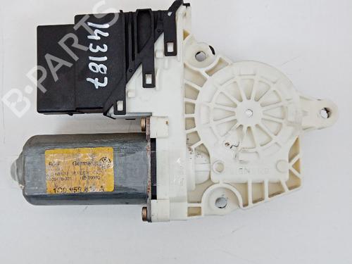 Used Right rear window motor Right rear window motor VW GOLF IV (1J1) 1.4 16V (75 hp) 21040773 21040773