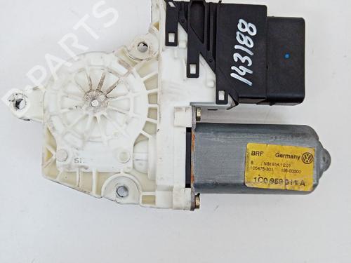 Used Left rear window motor Left rear window motor VW GOLF IV (1J1) 1.4 16V (75 hp) 21040774 21040774