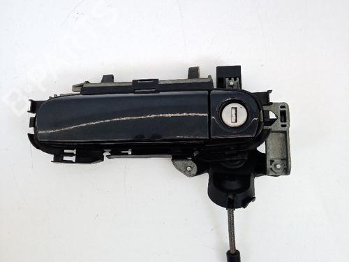 front-left-exterior-door-handle-audi-a4-b7-8ec-20-tdi-8e1837207-2004-2005-2006-2007-2008-2009-21040876 main image