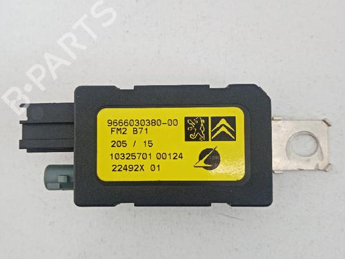 Used Electronic module Electronic module CITROËN C4 II (NC_) 1.6 BlueHDi 100 (99 hp) 21041899 21041899