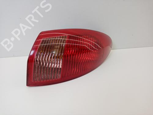 Used Right taillight Right taillight 21042126 21042126