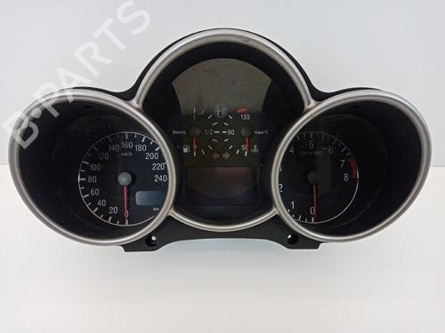 Used Instrument cluster Instrument cluster 21042130 21042130