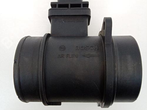Used Mass air flow sensor Mass air flow sensor SUZUKI SWIFT III (MZ, EZ) 1.3 DDiS (RS413D) (75 hp) 21042476 21042476