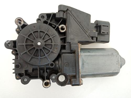 Used Left front window motor Left front window motor AUDI A4 B5 (8D2) 1.9 TDI (110 hp) 21042574 21042574