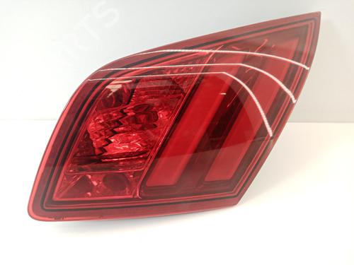 Used Right tailgate light Right tailgate light PEUGEOT 308 II (LB_, LP_, LW_, LH_, L3_) 1.2 THP 110 (110 hp) 21070361 21070361