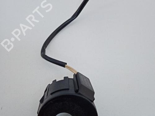 Used Electronic module Electronic module PEUGEOT 308 II (LB_, LP_, LW_, LH_, L3_) 1.2 THP 110 (110 hp) 21082477 21082477