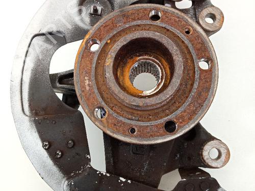 Used Right front steering knuckle Right front steering knuckle 21126977 21126977
