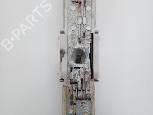 Used Lamp holder Lamp holder RENAULT RAPID Box Body/MPV (F40_, G40_) 1.6 D (54 hp) 21042728 21042728