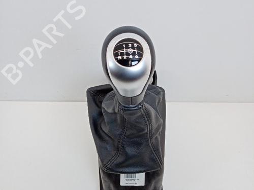 Selector da caixa Selector da caixa MERCEDES-BENZ B-CLASS Sports Tourer (W246, W242) B 180 CDI / d (246.212) (109 hp) 21540860 21540860