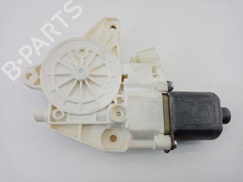 Used Right front window motor Right front window motor MERCEDES-BENZ B-CLASS Sports Tourer (W246, W242) B 180 CDI / d (246.212) (109 hp) 21540876 21540876